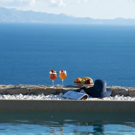 4br Mykonos Villa